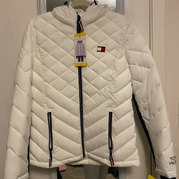NWT White Tommy Hilfiger Quilted Packable Jacket - Picture 6 of 6